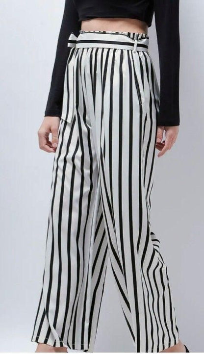 Women's Black and White Pants