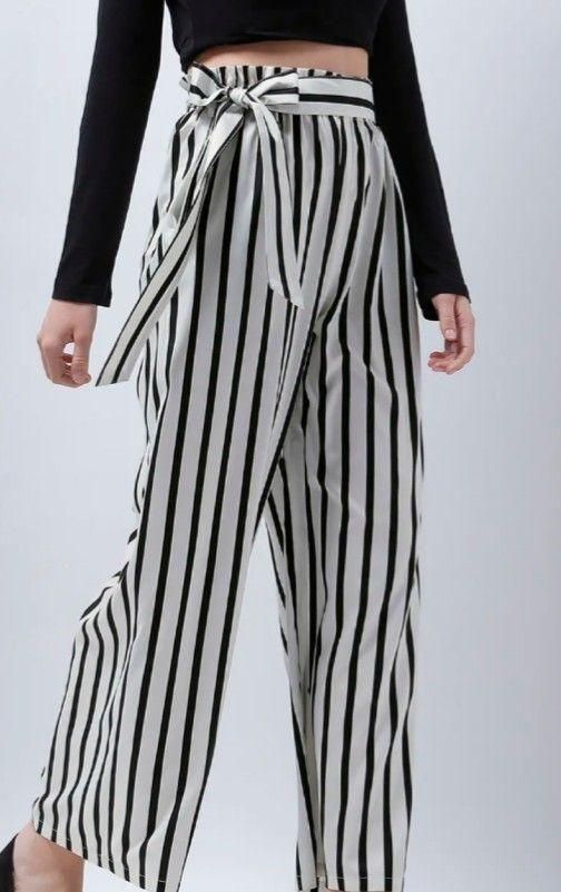 Women's Black and White Pants