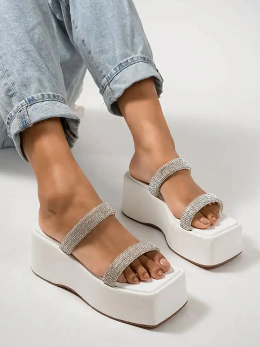 Trendy Retro Style White Platform Heels For Women and Girls