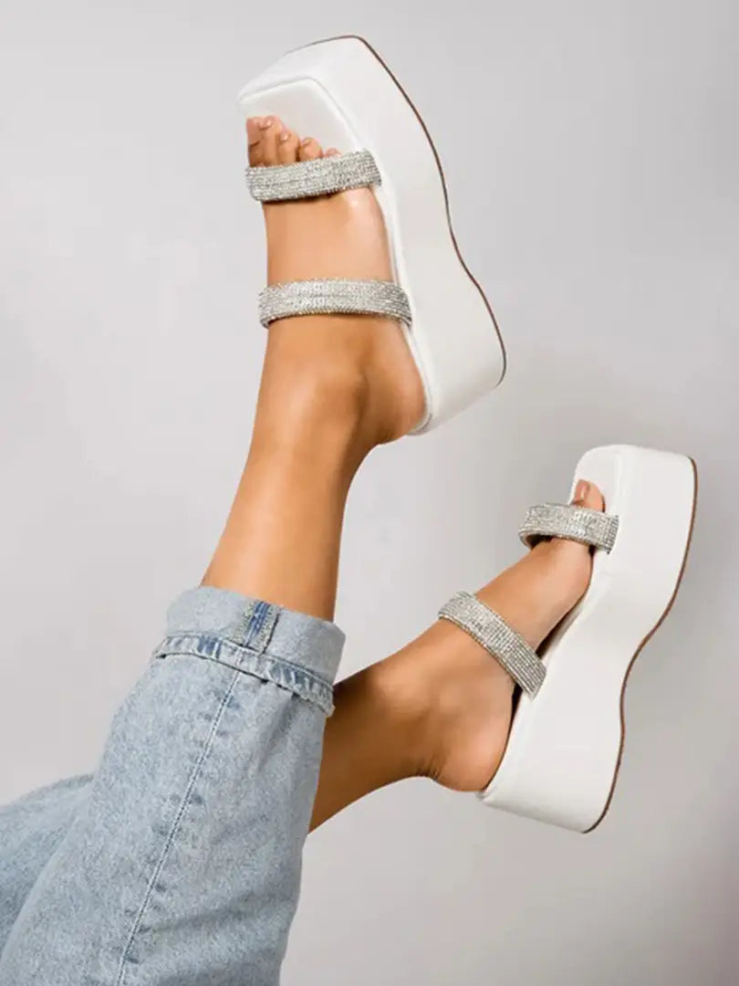 Trendy Retro Style White Platform Heels For Women and Girls